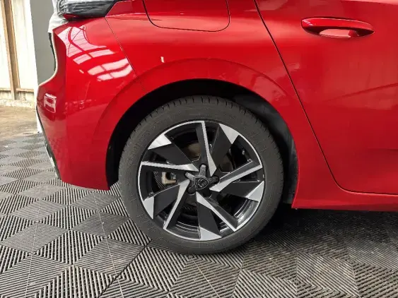 PEUGEOT 308 III - voiture d'occasion - Photo 25