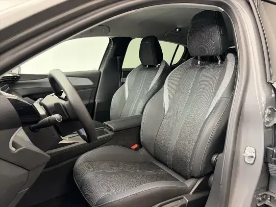 PEUGEOT 308 III - voiture d'occasion - Photo 17