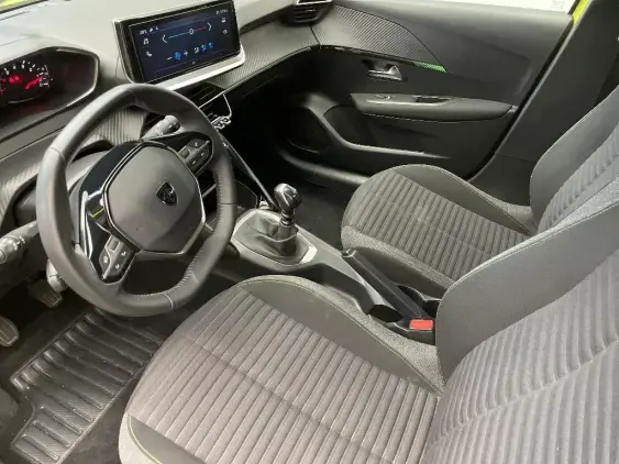 PEUGEOT 208 II - voiture d'occasion - Photo 18