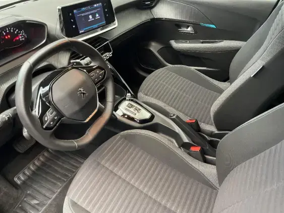 PEUGEOT 208 II - voiture d'occasion - Photo 18