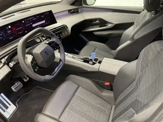 PEUGEOT 3008 III - voiture d'occasion - Photo 18