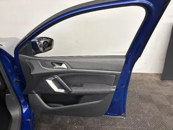 PEUGEOT 308 II - voiture d'occasion - Photo 19