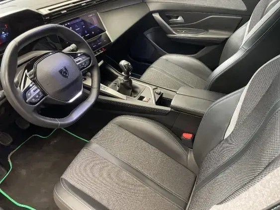 PEUGEOT 308 III - voiture d'occasion - Photo 18