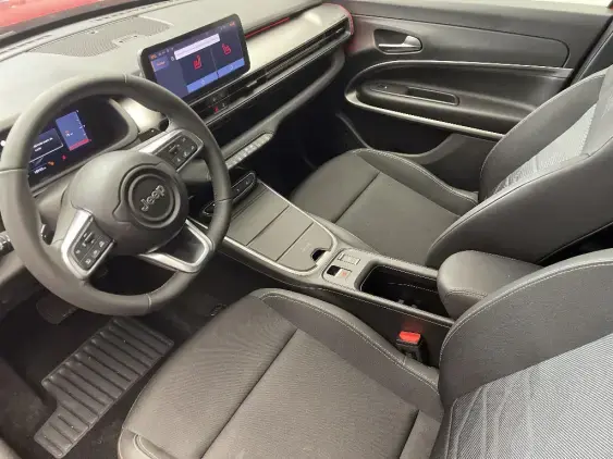 JEEP AVENGER - voiture d'occasion - Photo 17