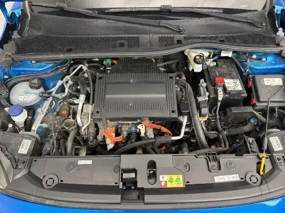 PEUGEOT 208 ELECTRIQUE II - voiture d'occasion - Photo 18