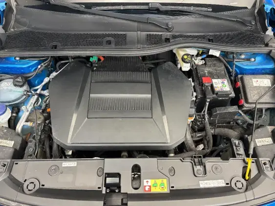 PEUGEOT 208 ELECTRIQUE II - voiture d'occasion - Photo 19