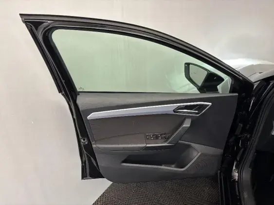 SEAT IBIZA V - voiture d'occasion - Photo 16