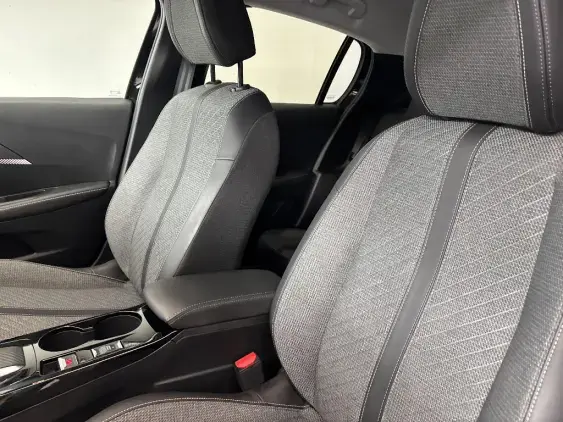 PEUGEOT 208 II - voiture d'occasion - Photo 17