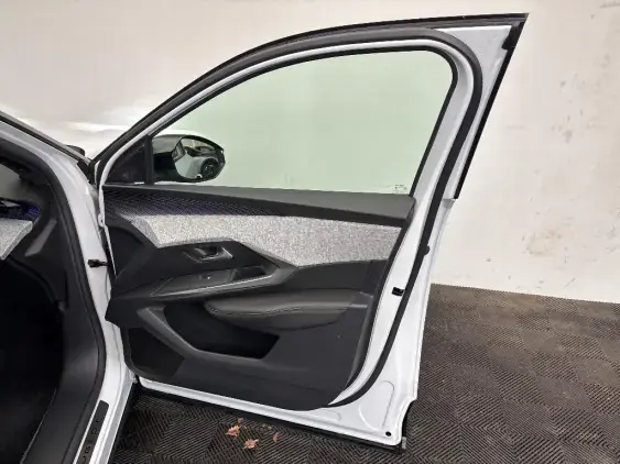 PEUGEOT 3008 ELECTRIQUE III - voiture d'occasion - Photo 19