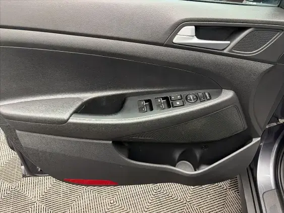 HYUNDAI TUCSON II - voiture d'occasion - Photo 19