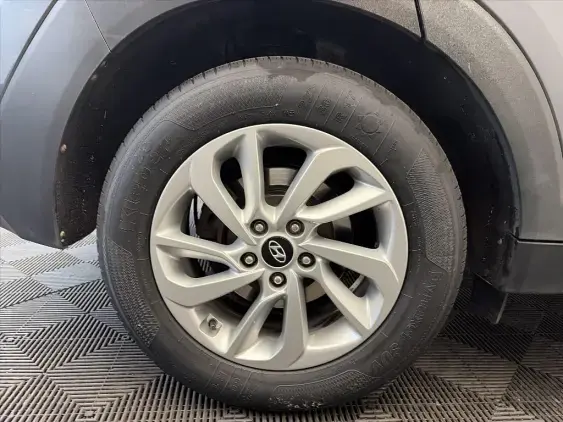 HYUNDAI TUCSON II - voiture d'occasion - Photo 25