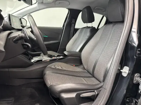 PEUGEOT 208 II - voiture d'occasion - Photo 18