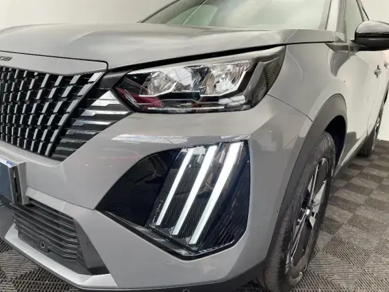 PEUGEOT 2008 II - voiture d'occasion - Photo 21