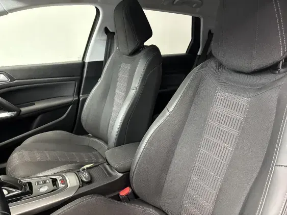 PEUGEOT 308 SW II - voiture d'occasion - Photo 17