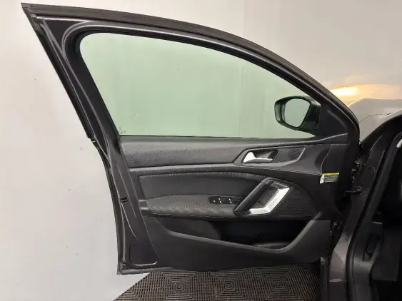 PEUGEOT 308 SW II - voiture d'occasion - Photo 18