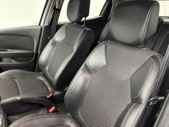 RENAULT CLIO IV - voiture d'occasion - Photo 15