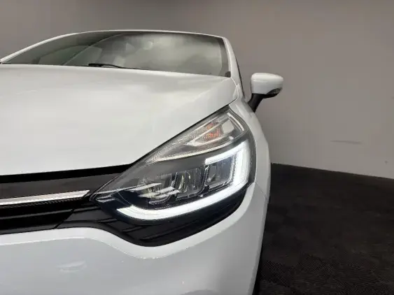 RENAULT CLIO IV - voiture d'occasion - Photo 19