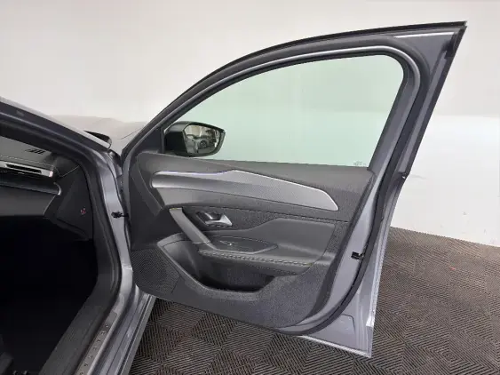PEUGEOT 308 SW III - voiture d'occasion - Photo 18