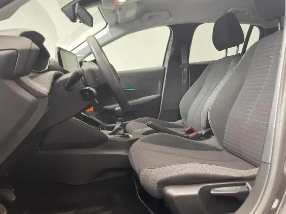 PEUGEOT 208 II - voiture d'occasion - Photo 18