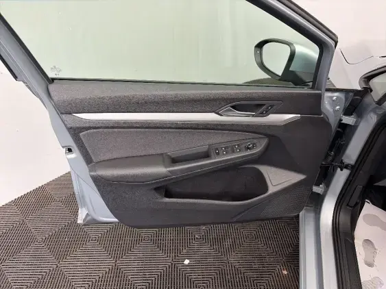 VOLKSWAGEN GOLF VIII - voiture d'occasion - Photo 19