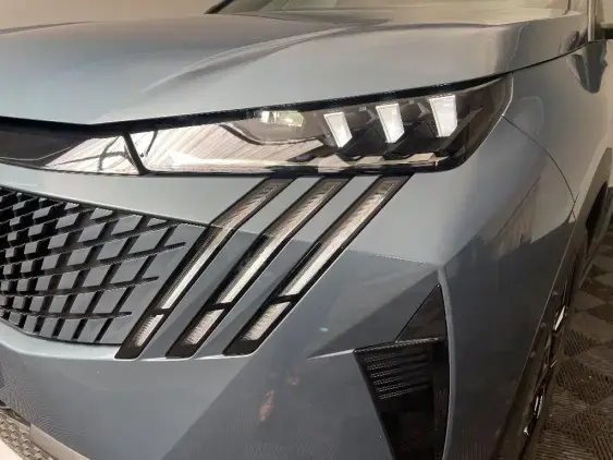 PEUGEOT 5008 III - voiture d'occasion - Photo 22
