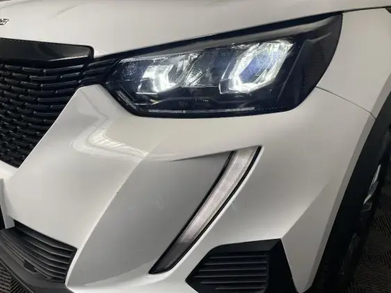 PEUGEOT 2008 II - voiture d'occasion - Photo 22
