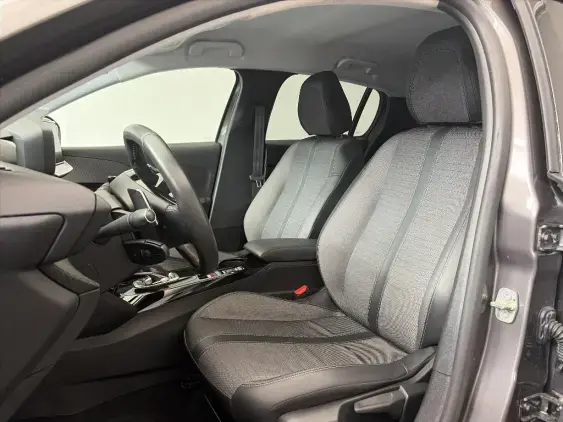 PEUGEOT 208 II - voiture d'occasion - Photo 18