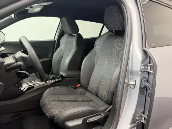 PEUGEOT 2008 ELECTRIQUE II - voiture d'occasion - Photo 17