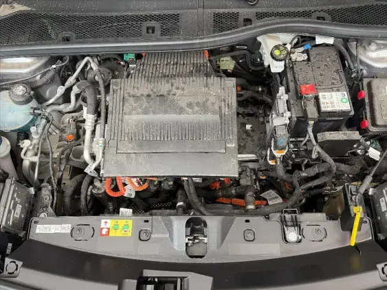 PEUGEOT 2008 ELECTRIQUE II - voiture d'occasion - Photo 20