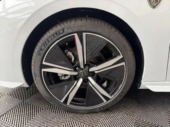 PEUGEOT 308 III - voiture d'occasion - Photo 22