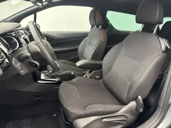 DS DS 3 CROSSBACK I - voiture d'occasion - Photo 18