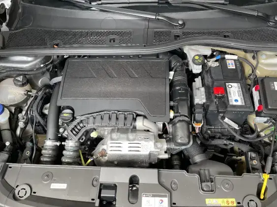 PEUGEOT 208 II - voiture d'occasion - Photo 21