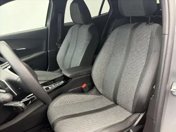 PEUGEOT 2008 II - voiture d'occasion - Photo 18