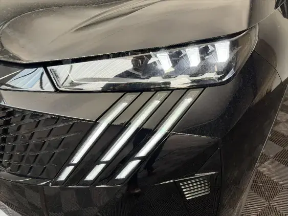 PEUGEOT 3008 III - voiture d'occasion - Photo 21