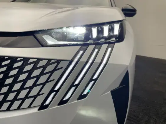 PEUGEOT 3008 III - voiture d'occasion - Photo 22