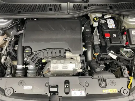 PEUGEOT 208 II - voiture d'occasion - Photo 21