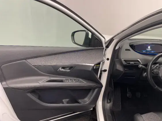PEUGEOT 3008 II - voiture d'occasion - Photo 19
