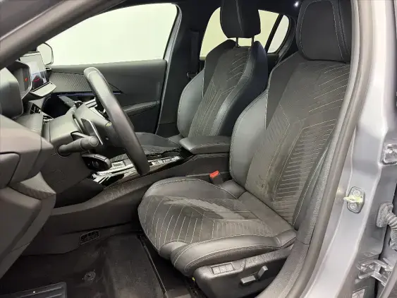 PEUGEOT 208 II - voiture d'occasion - Photo 18