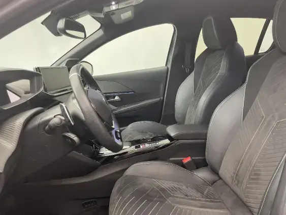 PEUGEOT 208 II - voiture d'occasion - Photo 18
