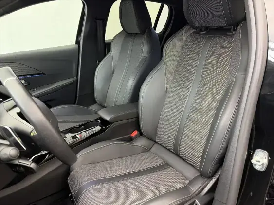 PEUGEOT 208 II - voiture d'occasion - Photo 18