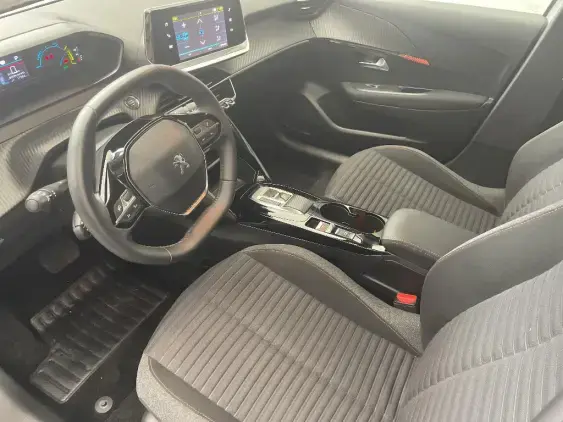 PEUGEOT 208 ELECTRIQUE II - voiture d'occasion - Photo 18