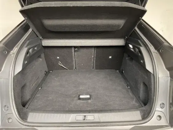PEUGEOT 3008 ELECTRIQUE III - voiture d'occasion - Photo 17