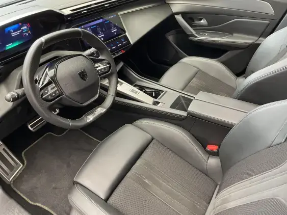 PEUGEOT 308 III - voiture d'occasion - Photo 18