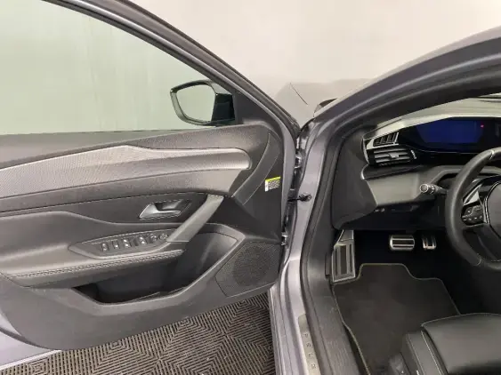 PEUGEOT 308 III - voiture d'occasion - Photo 19