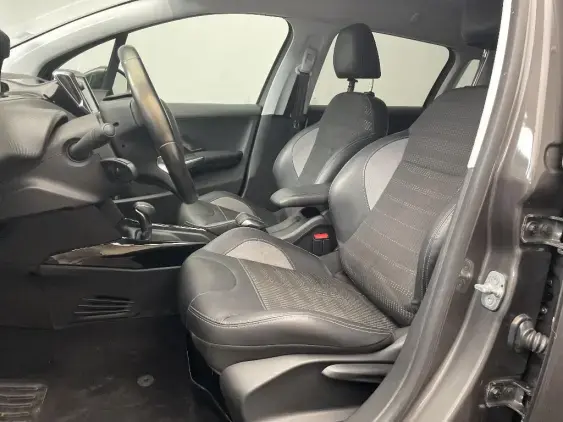 PEUGEOT 2008 - voiture d'occasion - Photo 18