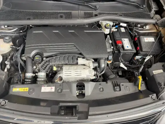 PEUGEOT 2008 II - voiture d'occasion - Photo 21