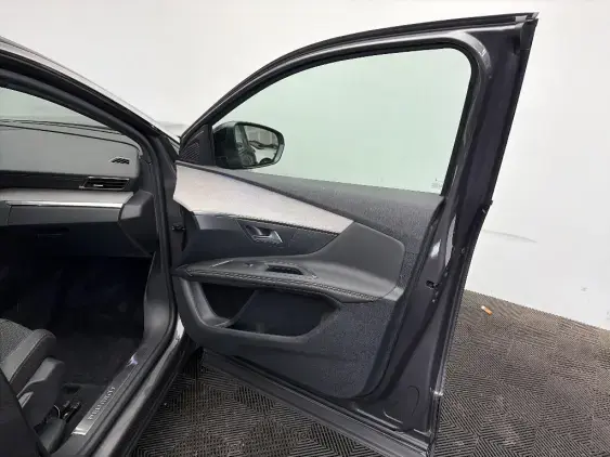 PEUGEOT 3008 II - voiture d'occasion - Photo 19