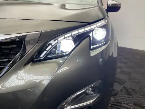 PEUGEOT 5008 II - voiture d'occasion - Photo 22