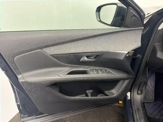 PEUGEOT 3008 II - voiture d'occasion - Photo 18