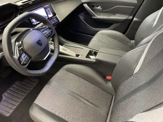 PEUGEOT 308 III - voiture d'occasion - Photo 18
